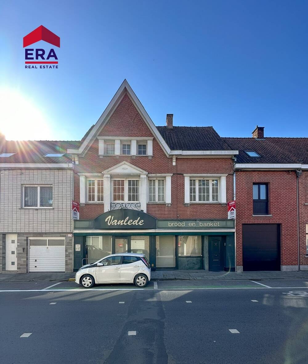 Handelszaak te  koop in Wevelgem 8560 299000.00€ 4 slaapkamers 390.00m² - Zoekertje 75742