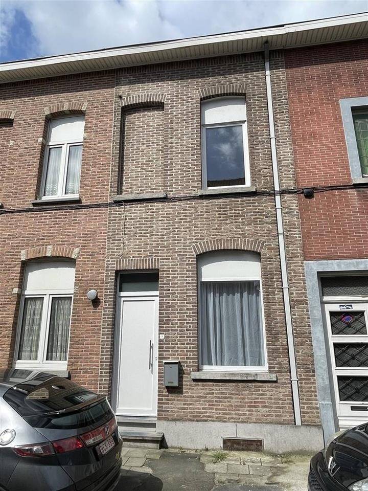 Huis te  in Kortrijk 8500 110000.00€ 2 slaapkamers 102.00m² - Zoekertje 74216