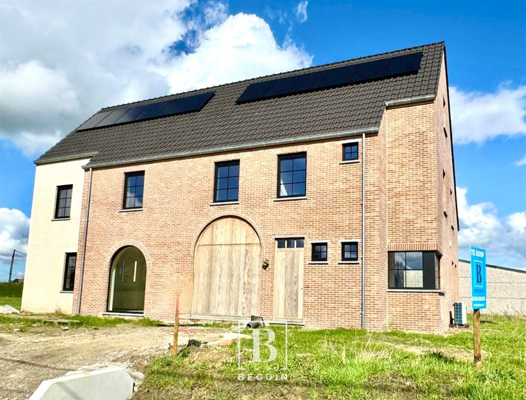 Huis te  koop in Ingooigem 8570 449000.00€ 4 slaapkamers 215.00m² - Zoekertje 279825