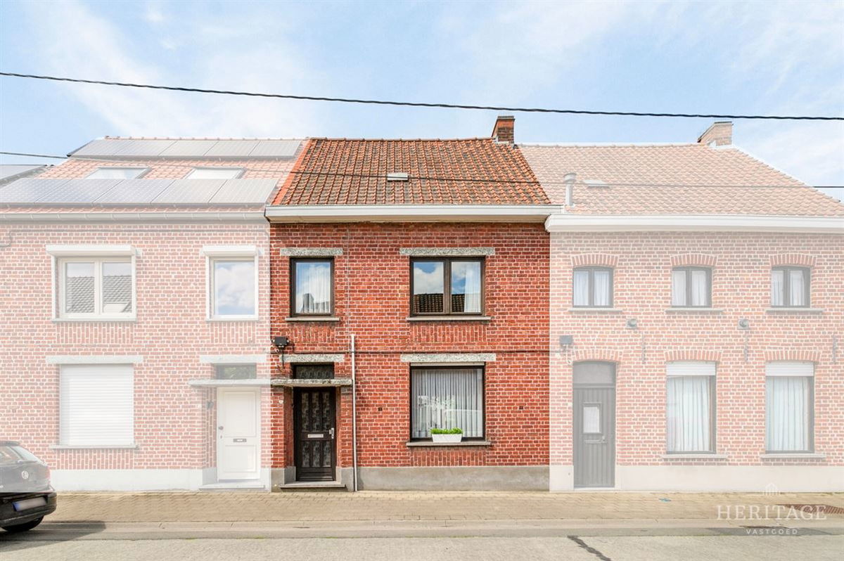 Huis te  koop in Oostrozebeke 8780 165000.00€ 2 slaapkamers 102.00m² - Zoekertje 94613