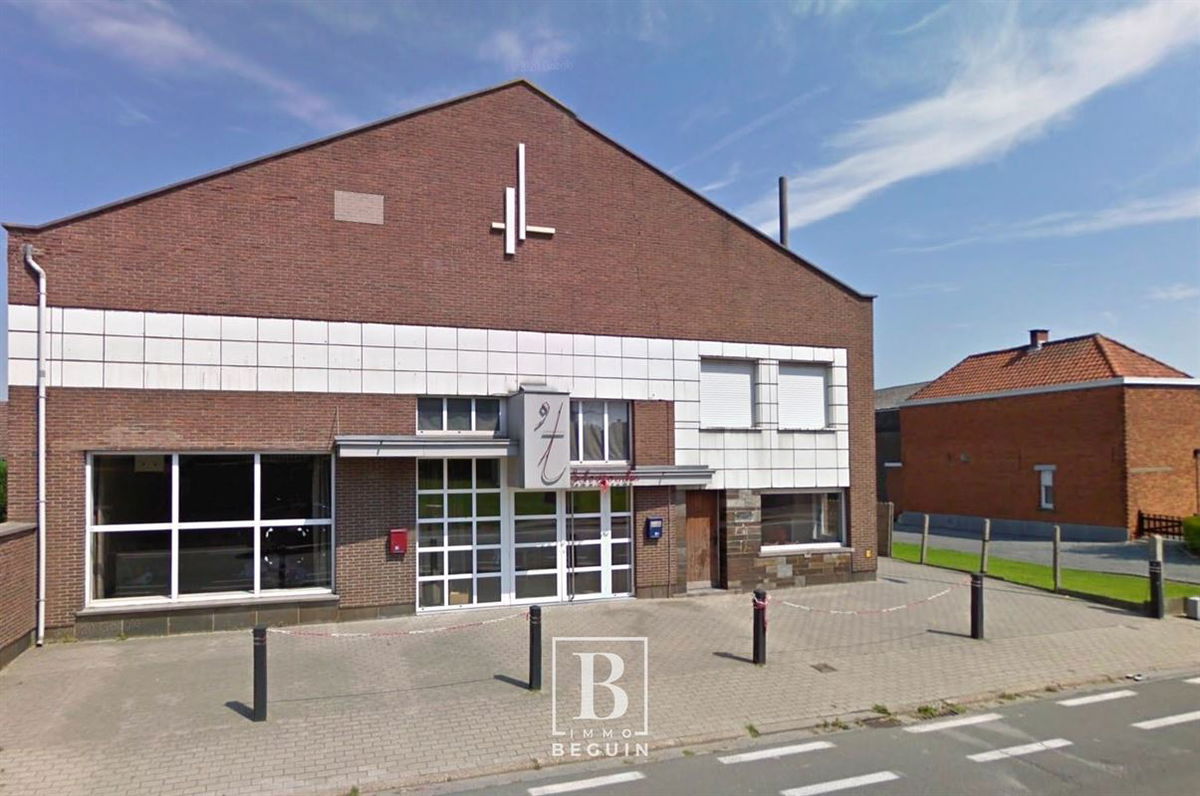 Commerciële ruimte te  koop in Sint-Eloois-Vijve 8793 398000.00€ 1 slaapkamers 600.00m² - Zoekertje 280092