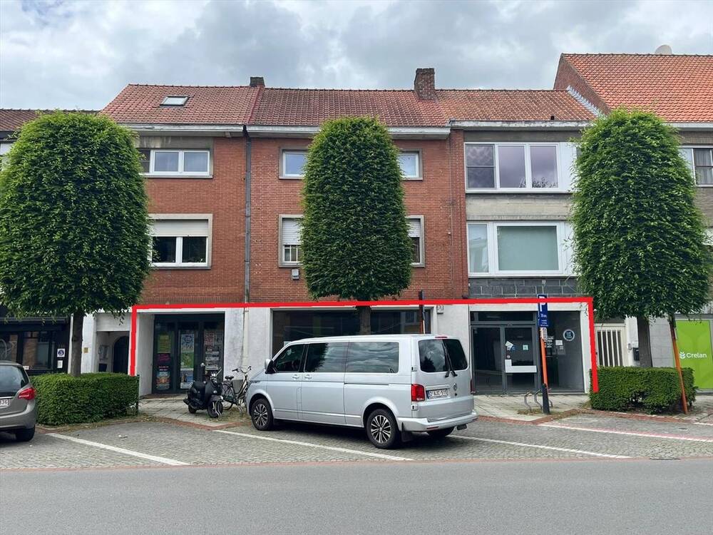 Handelszaak te  huur in Sint-Michiels 8200 4000.00€  slaapkamers 0.00m² - Zoekertje 99941