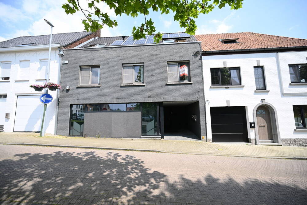 Appartement te  huur in Koolskamp 8851 700.00€ 2 slaapkamers m² - Zoekertje 280681