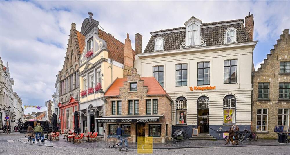 Handelszaak te  koop in Brugge 8000 1600000.00€ 4 slaapkamers m² - Zoekertje 107036