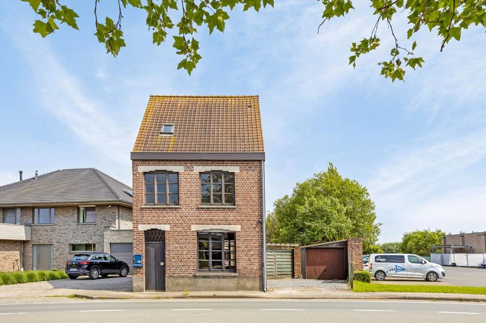 Huis te  koop in Zedelgem 8210 239000.00€ 4 slaapkamers 147.00m² - Zoekertje 111692