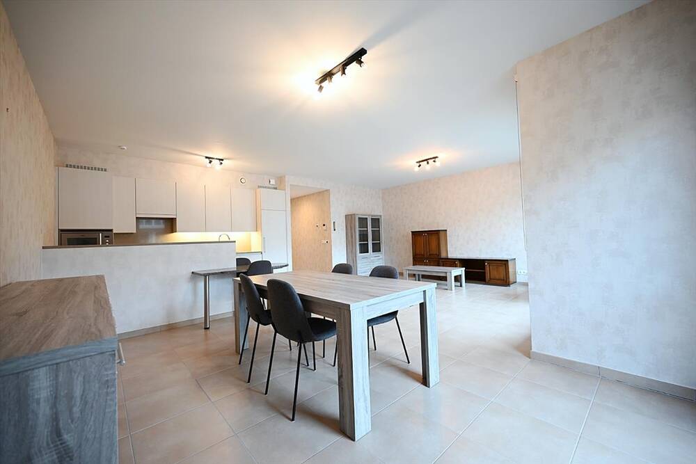 Appartement te  huur in Roeselare 8800 780.00€ 1 slaapkamers m² - Zoekertje 113338