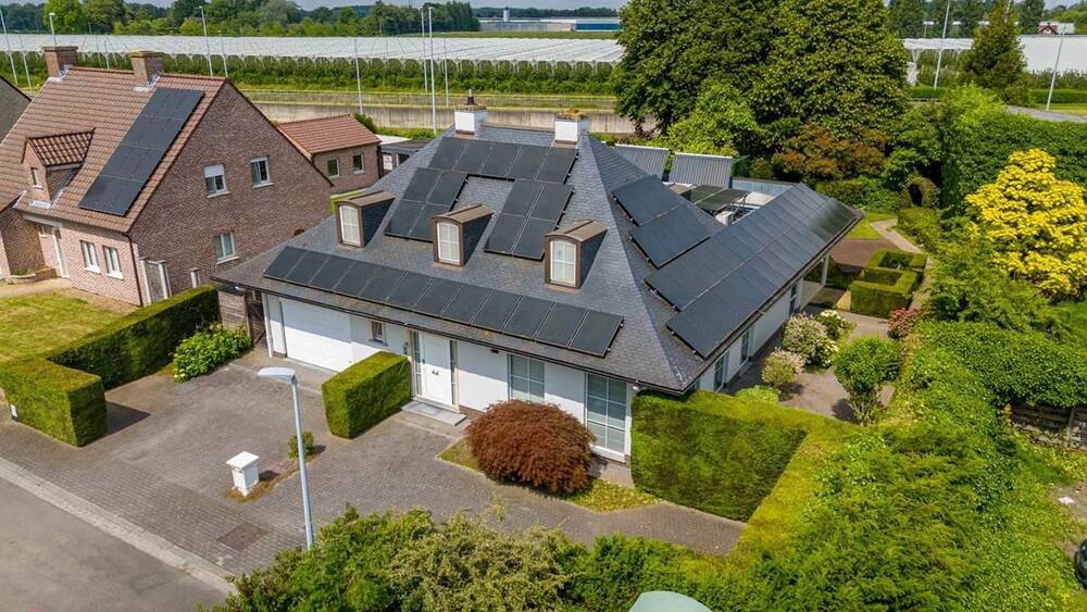 Villa te  koop in Harelbeke 8530 695000.00€ 4 slaapkamers 311.00m² - Zoekertje 116379