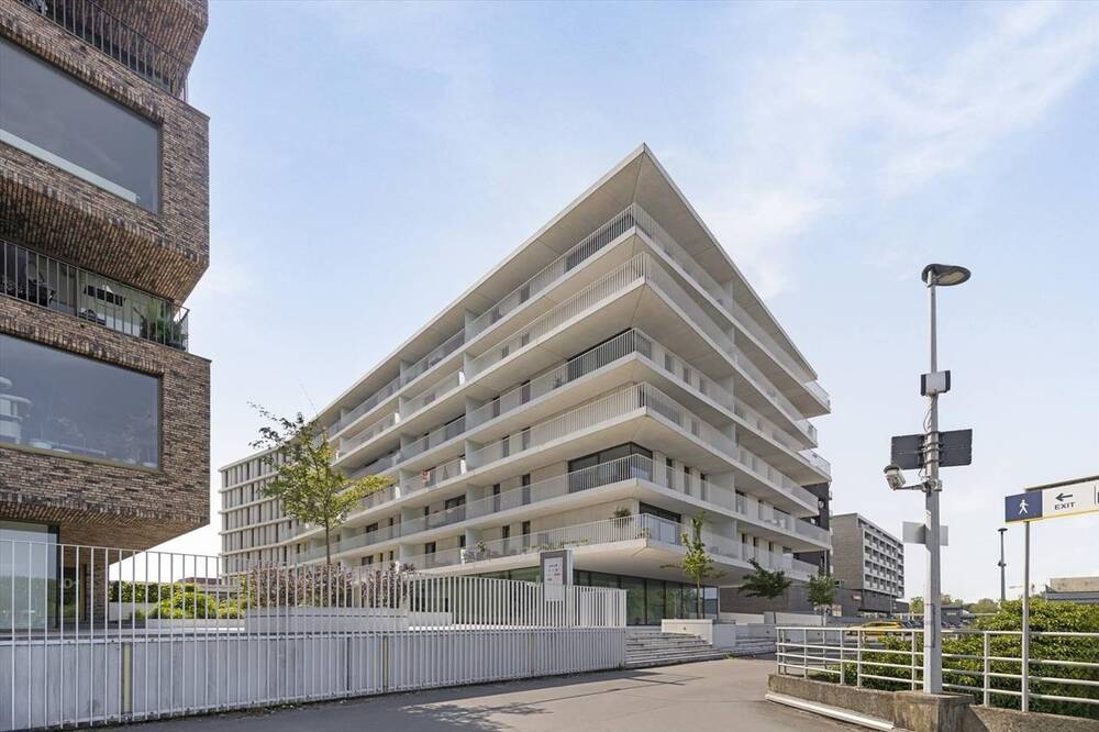 Appartement te  koop in Brugge 8000 269000.00€ 1 slaapkamers 76.00m² - Zoekertje 123730