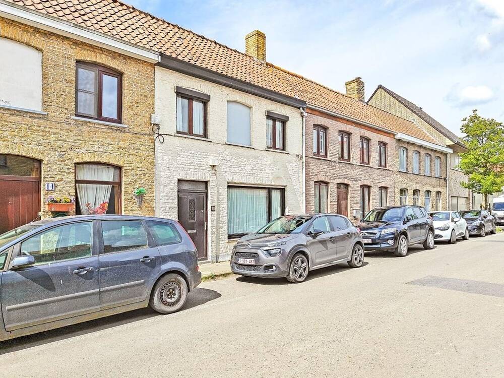 Huis te  koop in Alveringem 8690 90000.00€ 2 slaapkamers 105.00m² - Zoekertje 125677