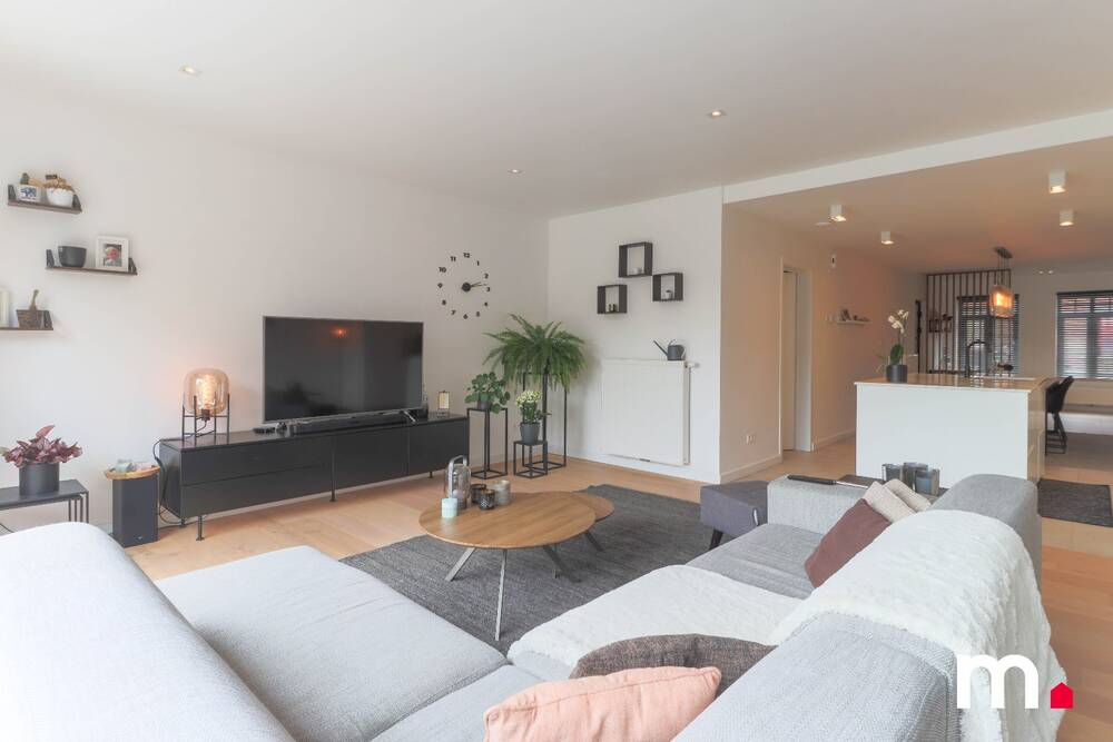 Huis te  koop in Deerlijk 8540 409000.00€ 4 slaapkamers m² - Zoekertje 126370