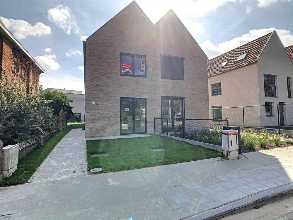 Huis te  koop in Sint-Michiels 8200 515000.00€ 3 slaapkamers 162.00m² - Zoekertje 127786