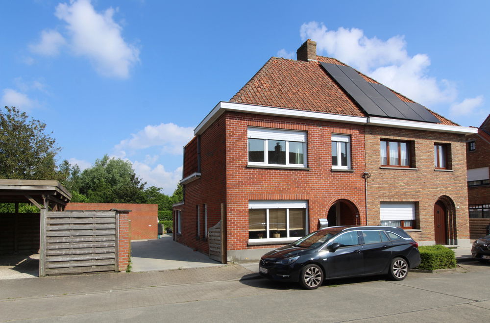 Huis te  koop in Zedelgem 8210 300000.00€ 3 slaapkamers 185.00m² - Zoekertje 133893