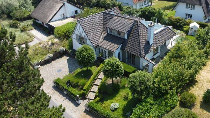 Huis te  koop in Nieuwpoort 8620 945000.00€ 3 slaapkamers 195.00m² - Zoekertje 143456