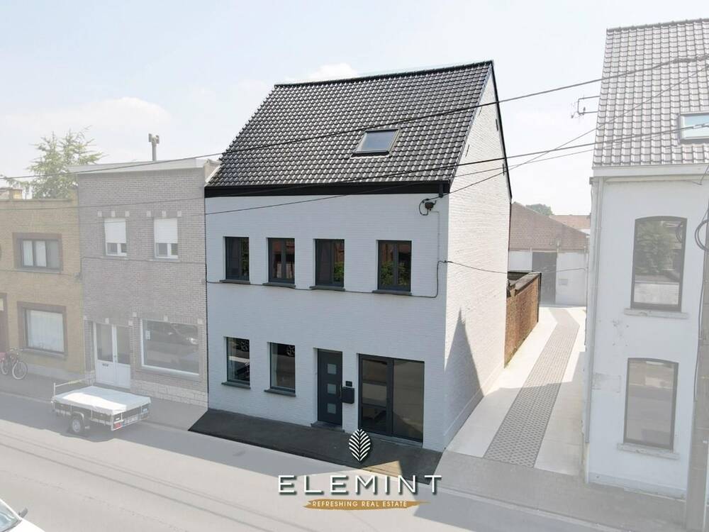 Huis te  koop in Zwevegem 8550 268000.00€  slaapkamers m² - Zoekertje 142982