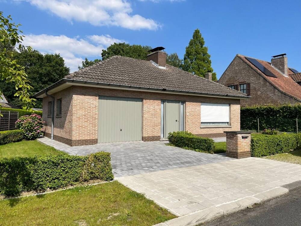 Huis te  koop in Kuurne 8520 385000.00€ 2 slaapkamers 215.00m² - Zoekertje 144795