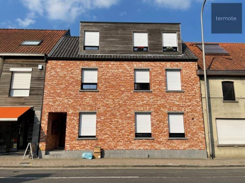 Huis te  koop in Desselgem 8792 729000.00€ 9 slaapkamers 340.00m² - Zoekertje 144086