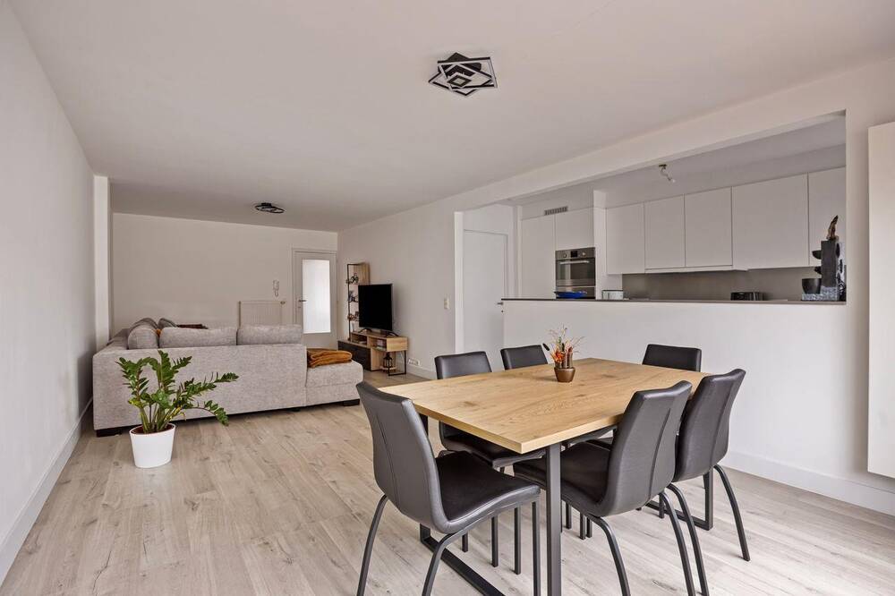 Appartement te  koop in Torhout 8820 179000.00€ 2 slaapkamers 76.00m² - Zoekertje 144826
