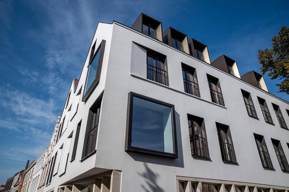 Appartement te  huur in Brugge 8000 1900.00€ 2 slaapkamers 194.00m² - Zoekertje 145150