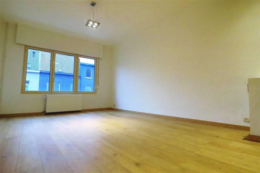 Appartement te  huur in Menen 8930 680.00€ 2 slaapkamers 117.00m² - Zoekertje 218450