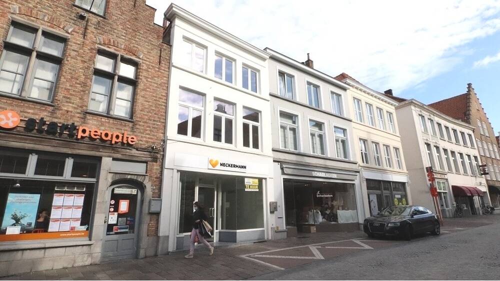 Handelszaak te  huur in Brugge 8000 2200.00€ 0 slaapkamers m² - Zoekertje 148252