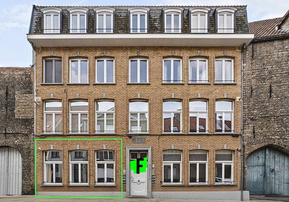 Appartement te  koop in Brugge 8000 199000.00€ 2 slaapkamers 60.00m² - Zoekertje 148110