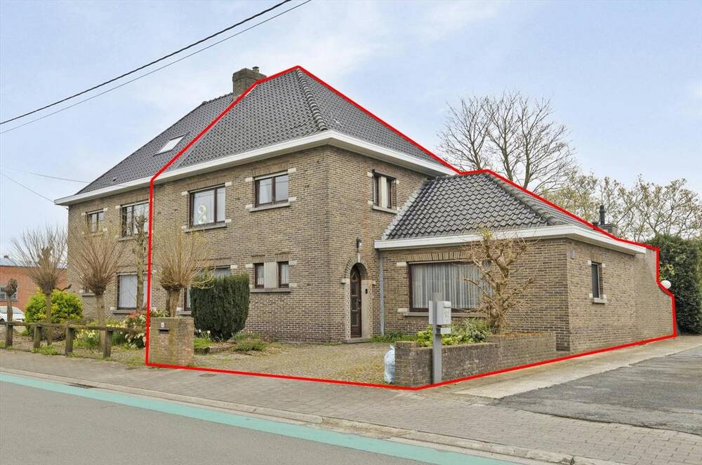Huis te  koop in Harelbeke 8530 365000.00€ 4 slaapkamers 256.00m² - Zoekertje 148153