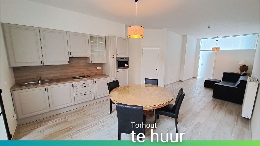 Appartement te  huur in Torhout 8820 675.00€ 1 slaapkamers 88.00m² - Zoekertje 166702