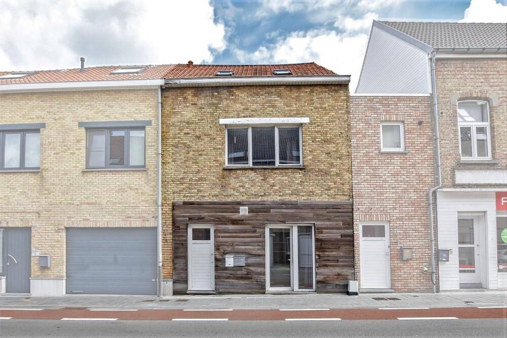 Huis te  koop in Nieuwpoort 8620 176000.00€ 2 slaapkamers 121.00m² - Zoekertje 150487