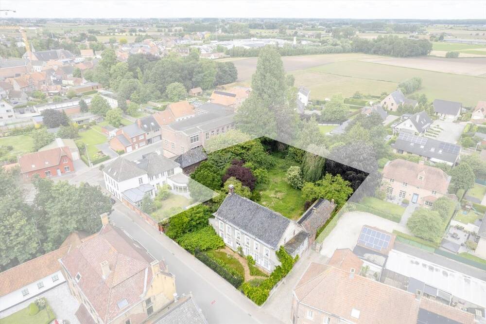 Huis te  koop in Ruiselede 8755 725000.00€ 5 slaapkamers m² - Zoekertje 151288