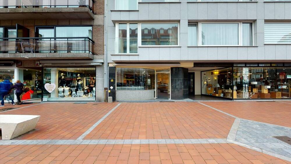 Handelszaak te  koop in Knokke 8300 649000.00€ 1 slaapkamers 215.00m² - Zoekertje 151735