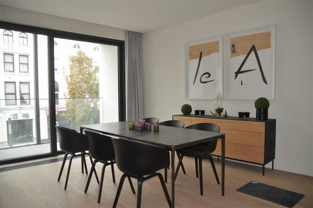 Appartement te  koop in Kortrijk 8500 412500.00€ 2 slaapkamers 98.00m² - Zoekertje 154778
