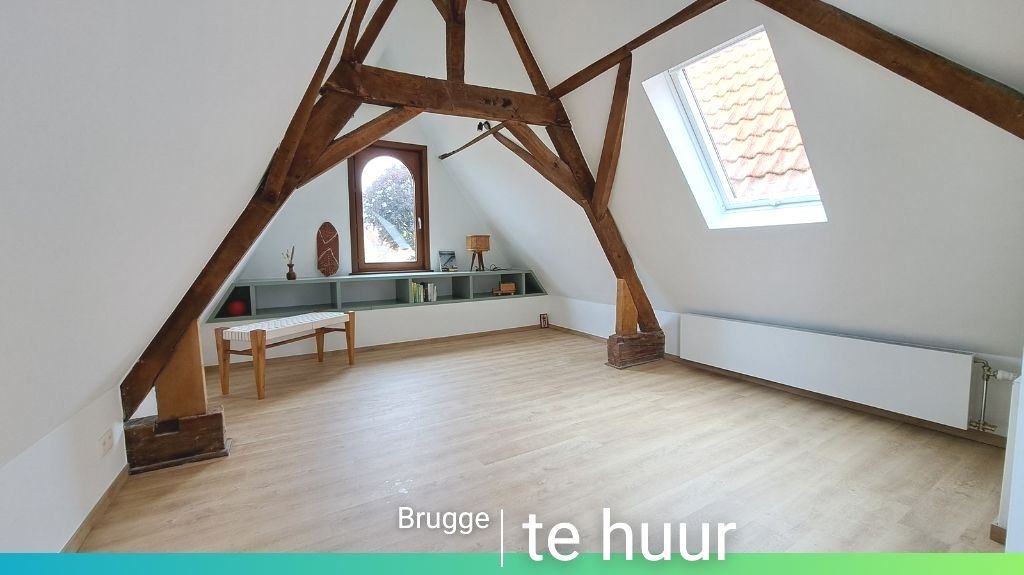 Appartement te  huur in Brugge 8000 950.00€ 1 slaapkamers 85.00m² - Zoekertje 157842