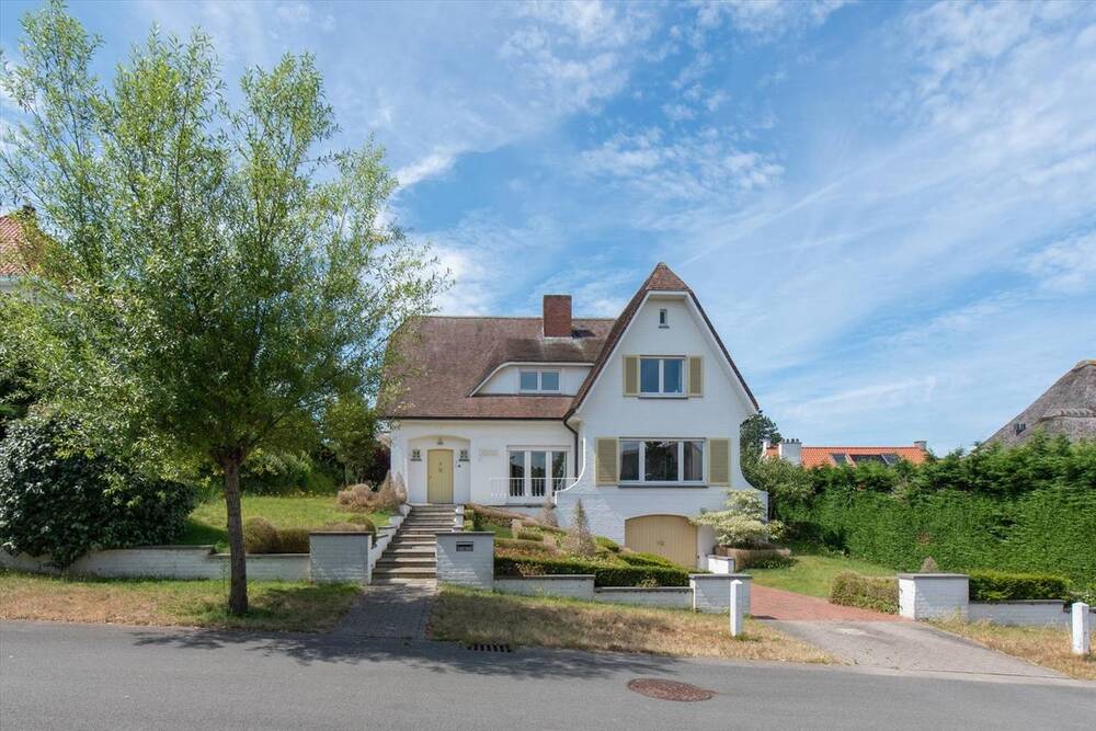 Huis te  koop in Nieuwpoort 8620 1285000.00€  slaapkamers 347.00m² - Zoekertje 159031