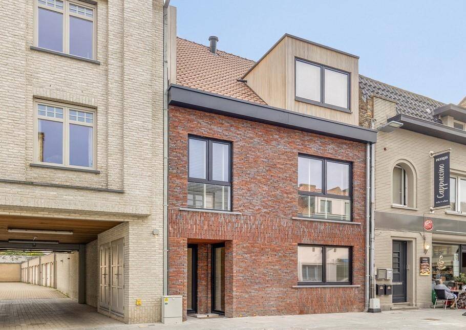 Huis te  koop in Nieuwpoort 8620 475000.00€ 4 slaapkamers 170.00m² - Zoekertje 162146