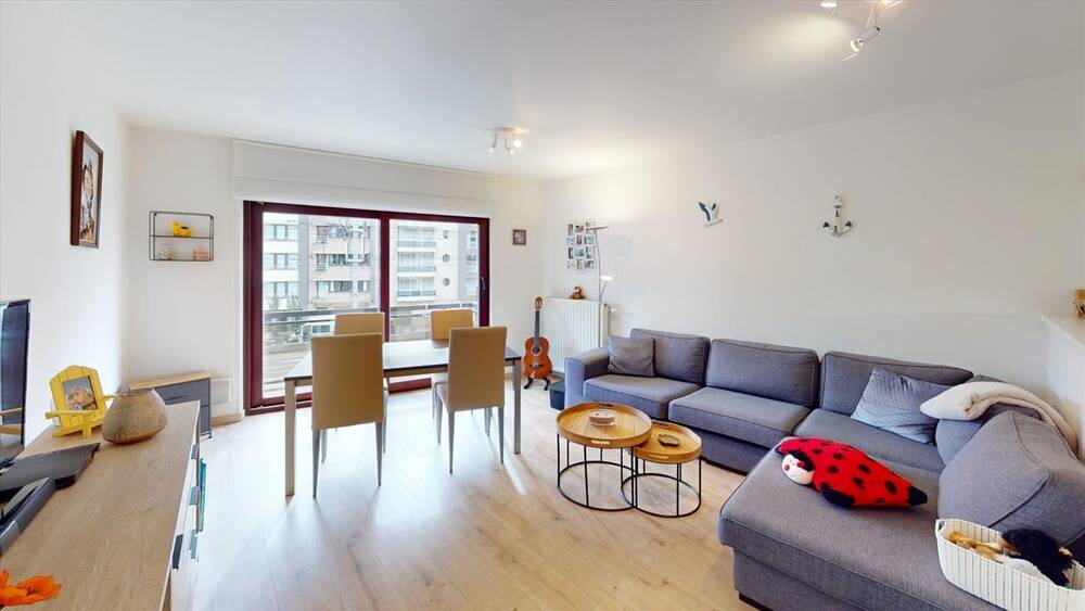Appartement te  koop in Heist-aan-Zee 8301 360000.00€ 2 slaapkamers 65.00m² - Zoekertje 163196