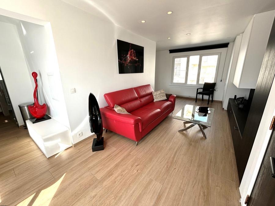 Appartement te  huur in Oostende 8400 750.00€ 1 slaapkamers 50.00m² - Zoekertje 163060
