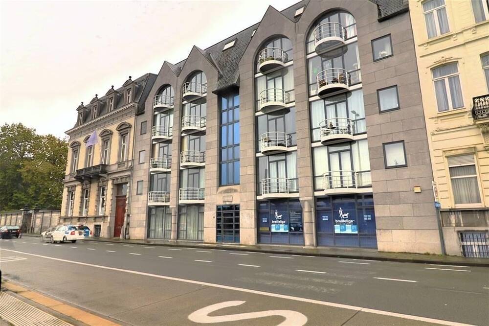 Appartement te  huur in Kortrijk 8500 650.00€ 2 slaapkamers 85.00m² - Zoekertje 163890