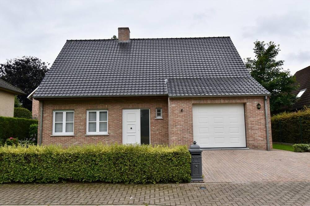 Huis te  huur in Ruiselede 8755 950.00€ 5 slaapkamers m² - Zoekertje 164243