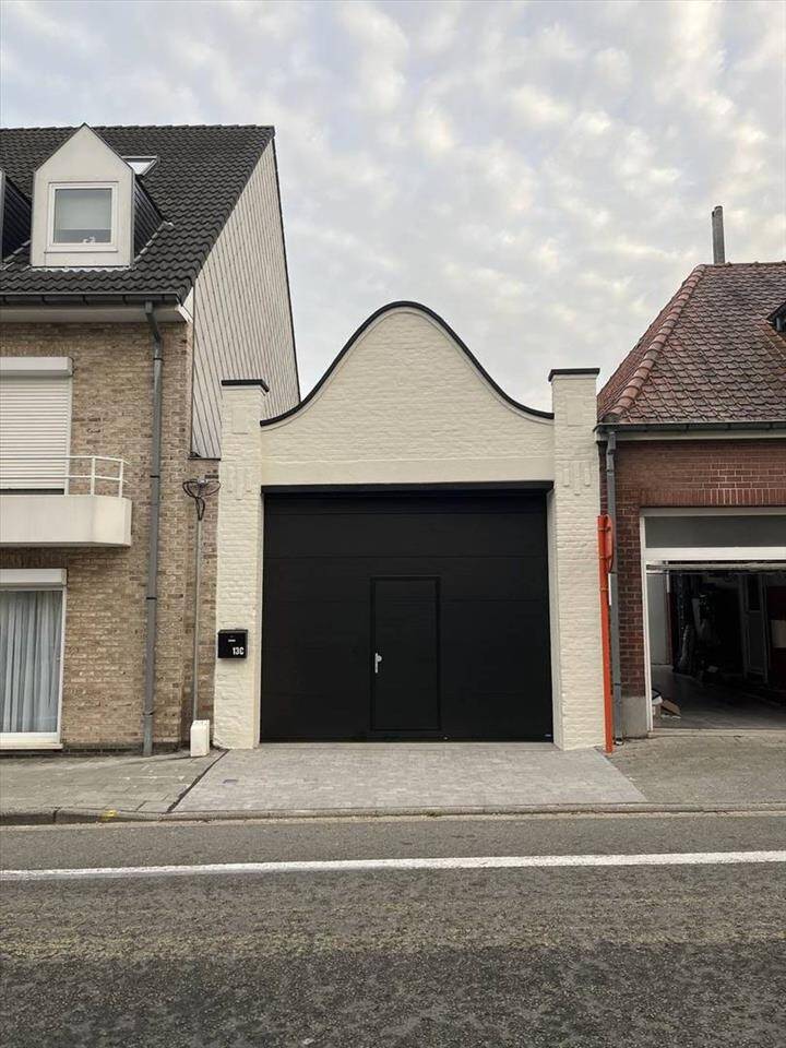 Handelszaak te  koop in Zwevezele 8750 0.00€  slaapkamers 0.00m² - Zoekertje 163931