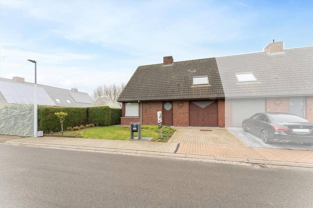 Huis te  koop in Roeselare 8800 315000.00€ 3 slaapkamers 156.00m² - Zoekertje 164254