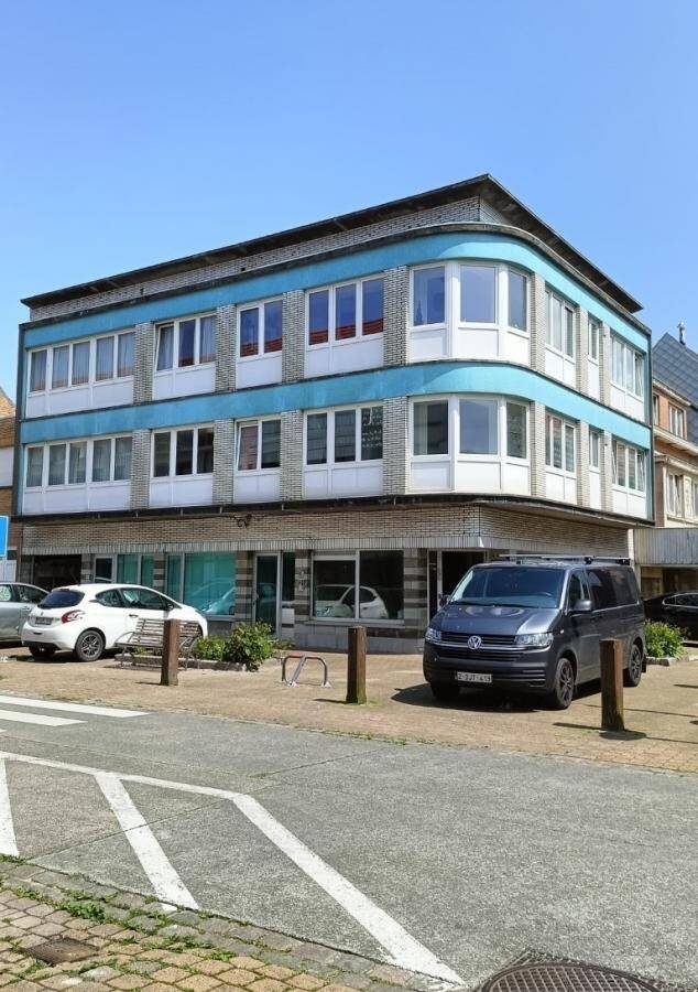 Appartementsgebouw te  koop in Bredene 8450 990000.00€  slaapkamers m² - Zoekertje 164700