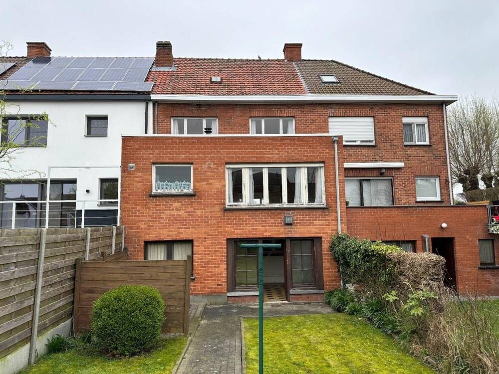 Huis te  koop in Harelbeke 8530 215000.00€ 3 slaapkamers m² - Zoekertje 164648