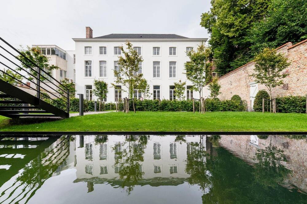 Appartement te  koop in Brugge 8000 1580000.00€ 2 slaapkamers 183.00m² - Zoekertje 165563