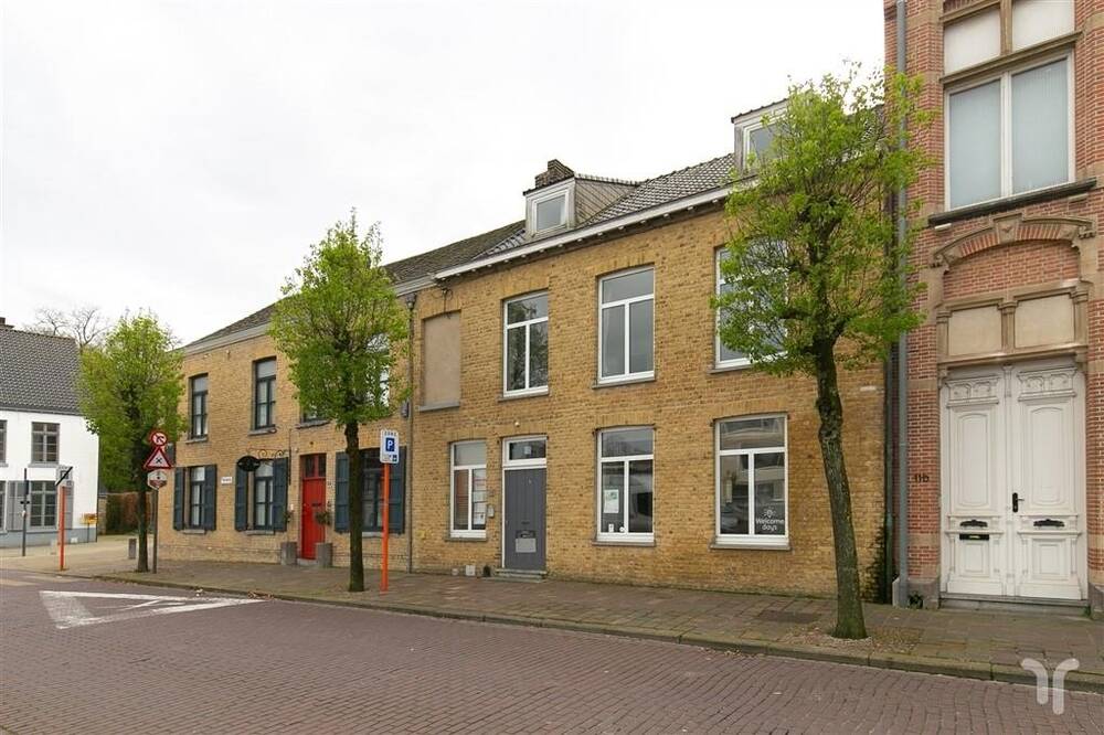 Handelszaak te  koop in Koekelare 8680 399000.00€ 3 slaapkamers m² - Zoekertje 166137