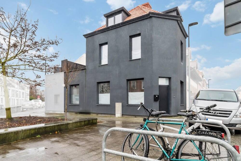 Huis te  koop in Harelbeke 8530 310000.00€ 3 slaapkamers 112.00m² - Zoekertje 167058