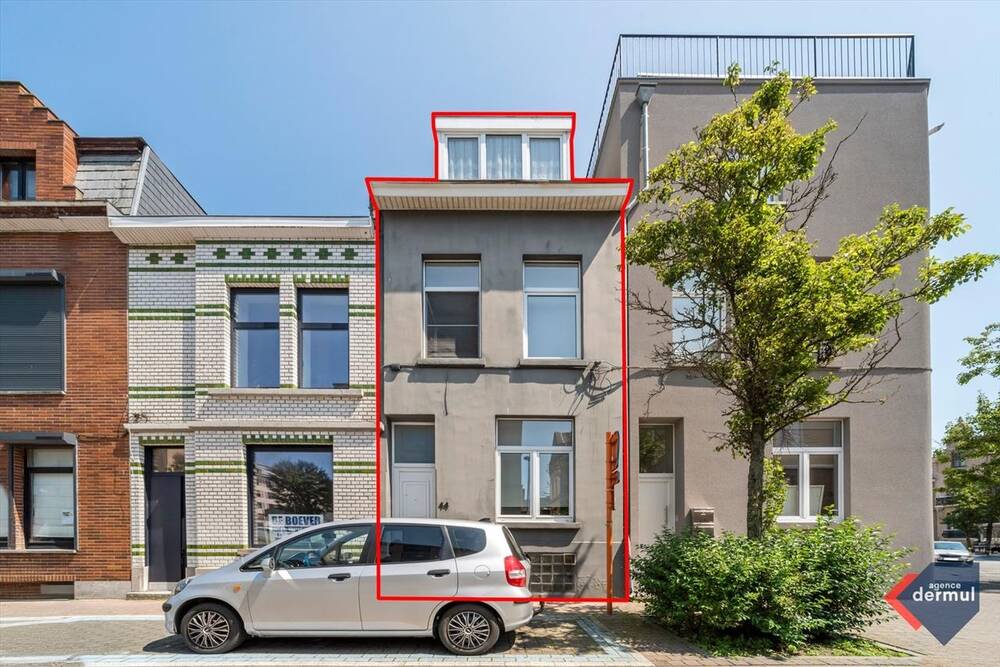 Huis te  koop in Oostende 8400 269000.00€ 2 slaapkamers 105.00m² - Zoekertje 167573