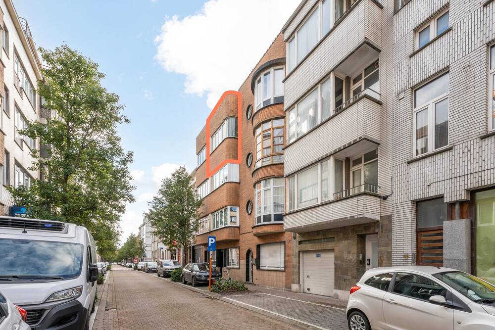 Appartement te  koop in Oostende 8400 229000.00€ 1 slaapkamers 91.00m² - Zoekertje 167004