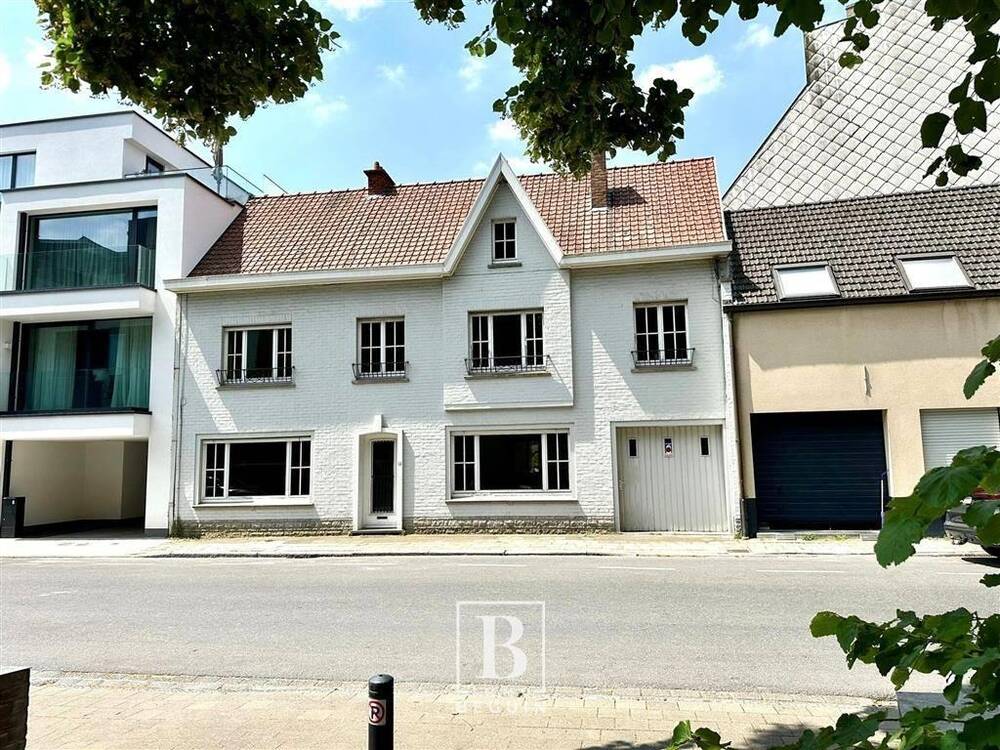 Huis te  koop in Waregem 8790 265000.00€ 5 slaapkamers 350.00m² - Zoekertje 167248