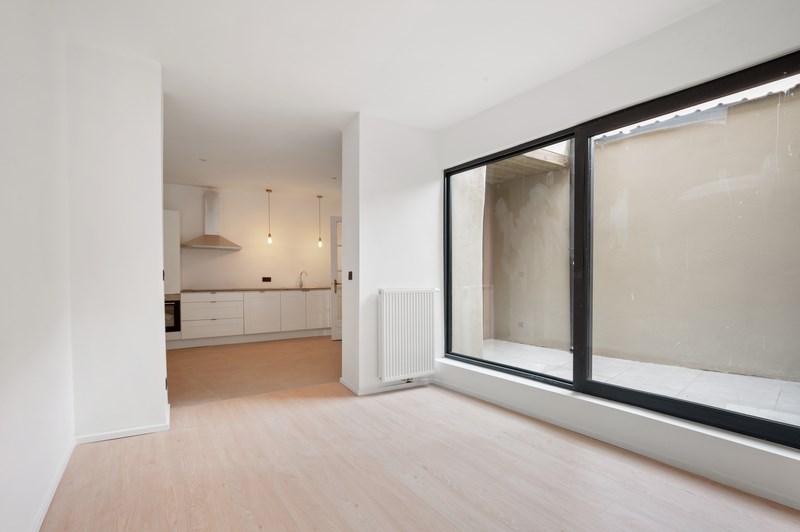 Huis te  koop in Kortrijk 8500 279000.00€ 4 slaapkamers 165.00m² - Zoekertje 168772