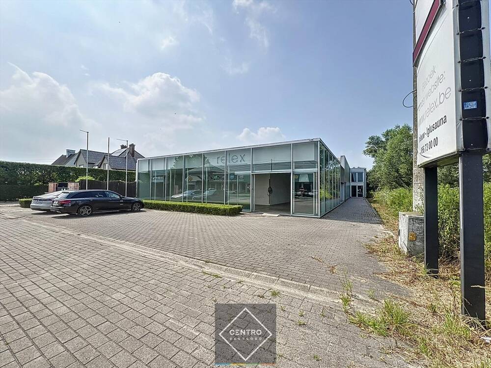 Handelszaak te  huur in Kuurne 8520 0.00€  slaapkamers 490.00m² - Zoekertje 177348